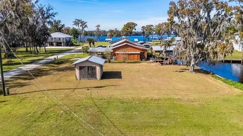 142 Hicks Avenue Crescent City FL 32112