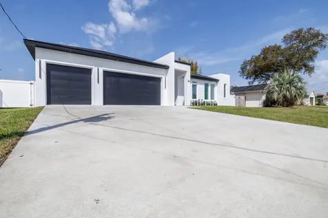 34 NW Fallen Oak Palm Coast FL 32137