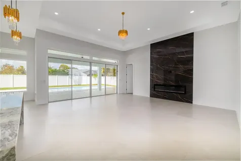34 NW Fallen Oak Palm Coast FL 32137