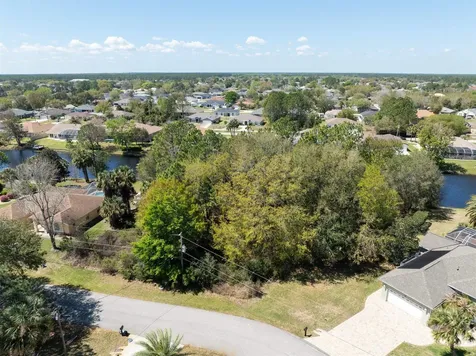 37 W Ludlow Lane Palm Coast FL 32137