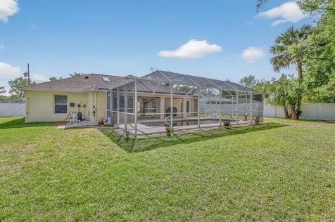 15 Londonderry Drive Palm Coast FL 32137