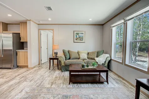 10445 Gregory Avenue Hastings FL 32145