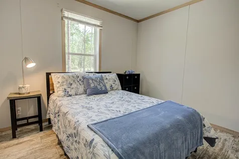 10445 Gregory Avenue Hastings FL 32145