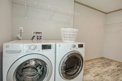 10445 Gregory Avenue Hastings FL 32145