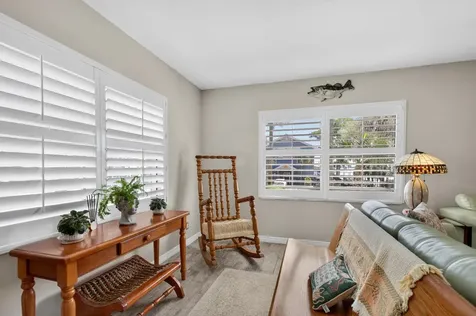 105 Central Avenue Crescent City FL 32112