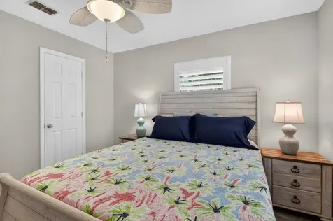 105 Central Avenue Crescent City FL 32112