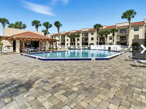 4250 A1a S I35 Elevator Bldg St Augustine FL 32080