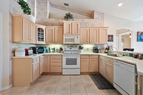 6 N Ibis Palm Coast FL 32137