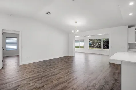 19 Fairbank Lane Palm Coast FL 32137