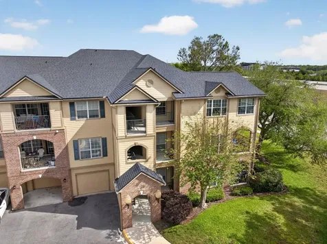 7800 Point Meadows Drive Jacksonville FL 32256