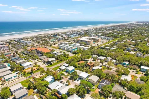 207 9th Street St Augustine FL 32080
