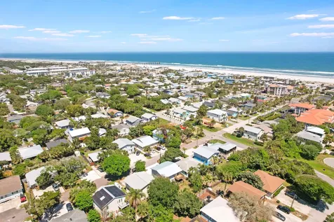 207 9th Street St Augustine FL 32080
