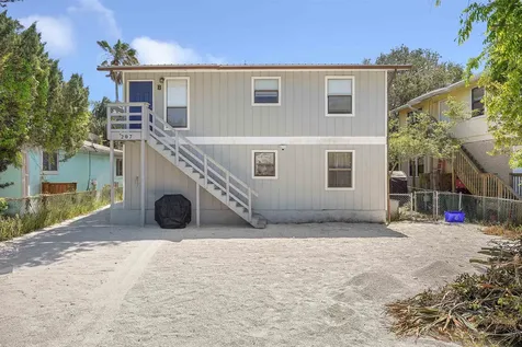 207 9th Street St Augustine FL 32080