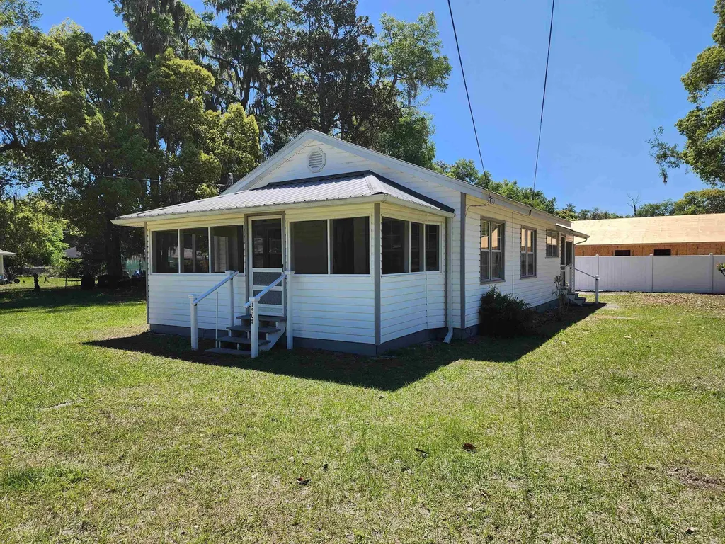 1505 Thomas Street Green Cove Springs FL 32043