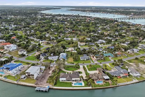172 Inlet Drive St Augustine FL 32080