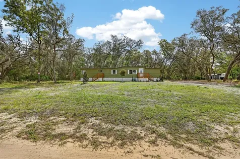 112 Palmer Drive Interlachen FL 32148