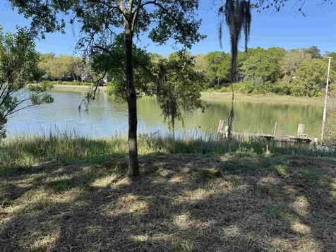 5015 Shore Drive St Augustine FL 32086