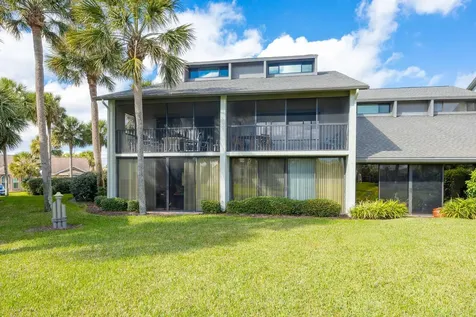 98 Village Del Lago Circle St Augustine FL 32080
