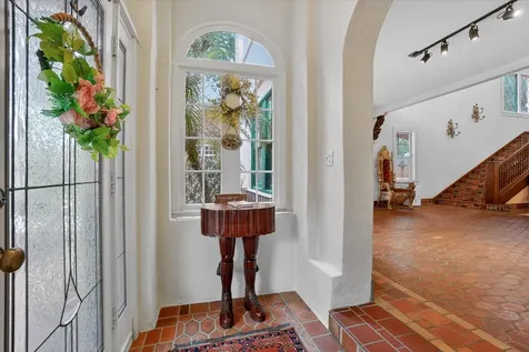 16 May Street St Augustine FL 32084