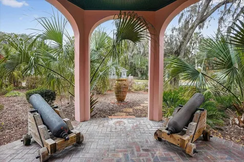16 May Street St Augustine FL 32084
