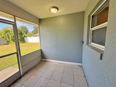 39 Fischer Lane Palm Coast FL 32137