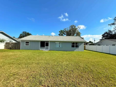 39 Fischer Lane Palm Coast FL 32137