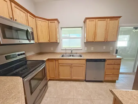 39 Fischer Lane Palm Coast FL 32137
