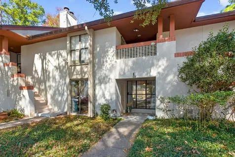 2305 Wood Hill Place Jacksonville FL 32256