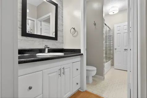 2305 Wood Hill Place Jacksonville FL 32256