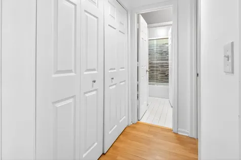 2305 Wood Hill Place Jacksonville FL 32256