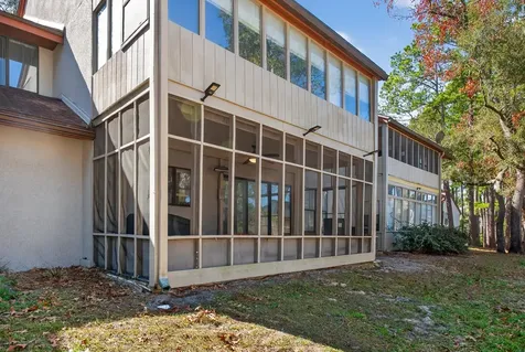 2305 Wood Hill Place Jacksonville FL 32256