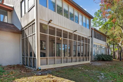 2305 Wood Hill Place Jacksonville FL 32256