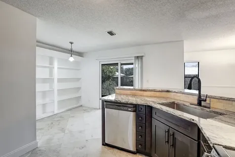 111 Lobelia Road St Augustine FL 32086