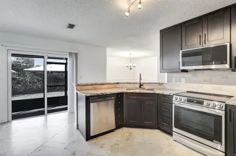 111 Lobelia Road St Augustine FL 32086