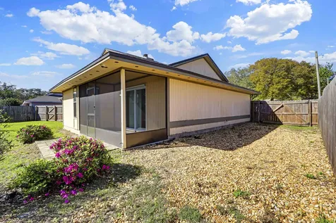 111 Lobelia Road St Augustine FL 32086