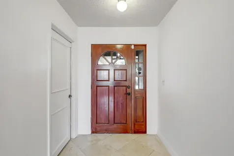 111 Lobelia Road St Augustine FL 32086