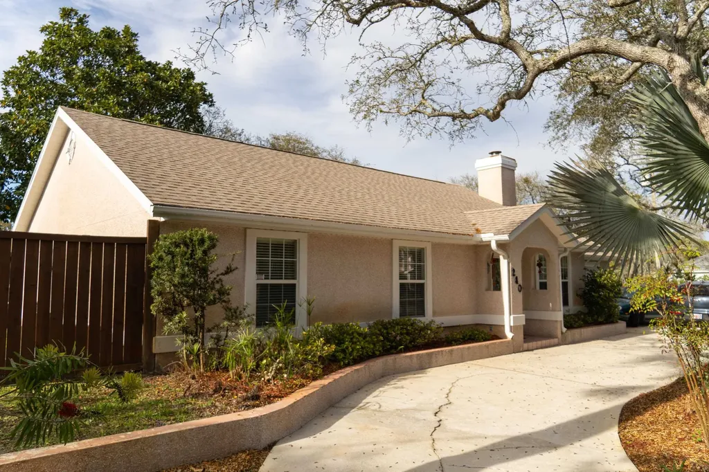 240 Micklers Road St Augustine FL 32080