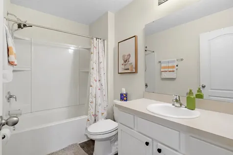 2348 Falling Star Lane Green Cove Springs FL 32043