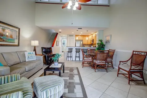 27 Village Del Lago Circle St Augustine FL 32080