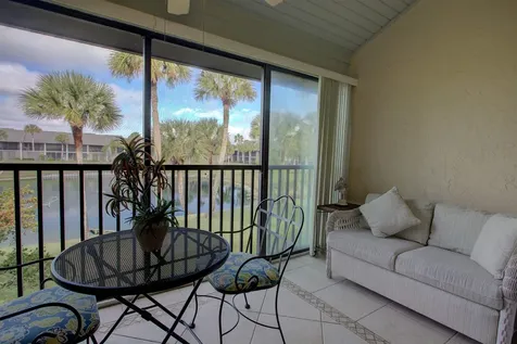 27 Village Del Lago Circle St Augustine FL 32080