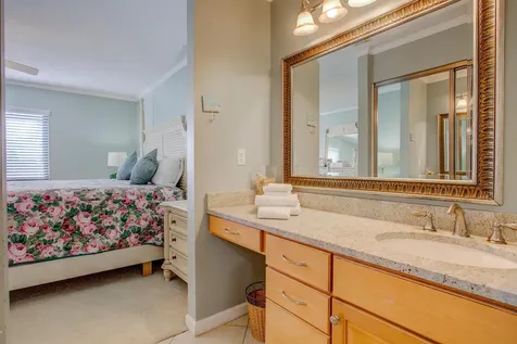 27 Village Del Lago Circle St Augustine FL 32080