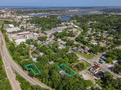 7 N Whitney Street & Railroad Avenue St Augustine FL 32084