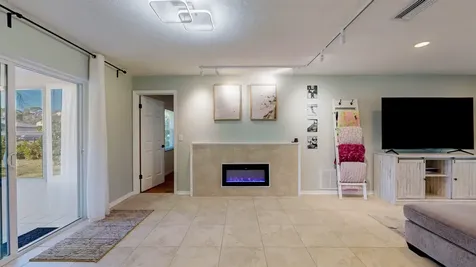 142 Foster Lane Palm Coast FL 32137
