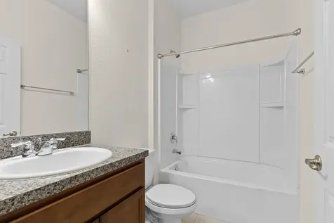 3 Oakleaf Way Palm Coast FL 32137