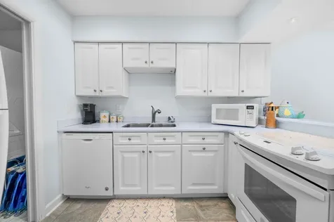 126 Rio Del Mar Unit B St Augustine FL 32080-0000