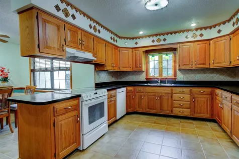 129 Divi Divi Drive San Mateo FL 32187