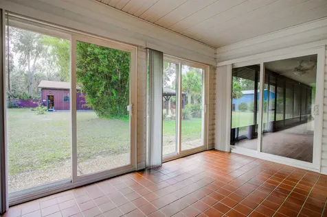 129 Divi Divi Drive San Mateo FL 32187