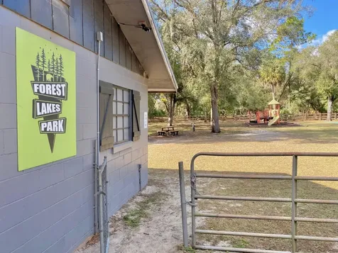 18990 SE 95th Place Ocklawaha FL 32179