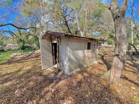 18990 SE 95th Place Ocklawaha FL 32179