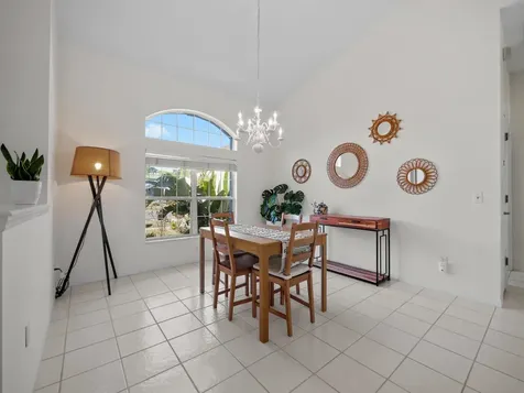 520 Peninsula Court St Augustine FL 32080